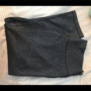 Lululemon cropped metallic leggings